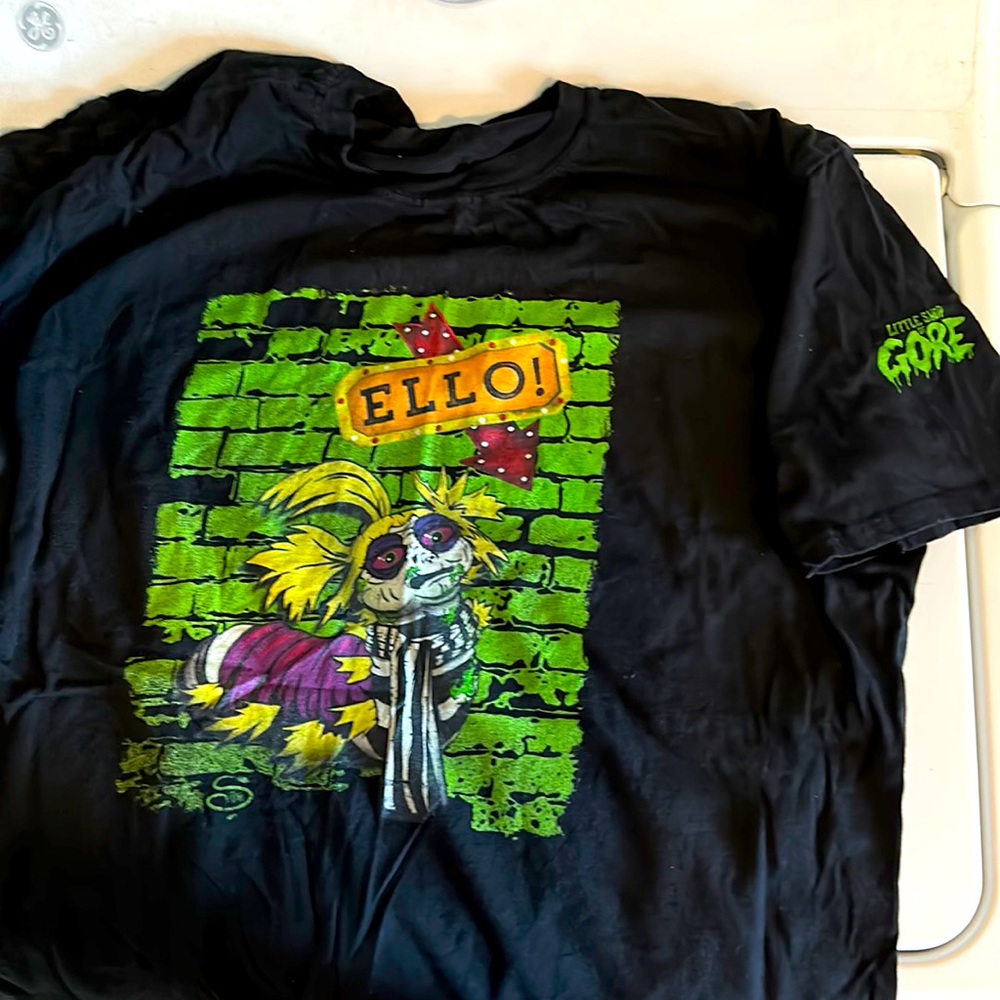 Horror t never worn